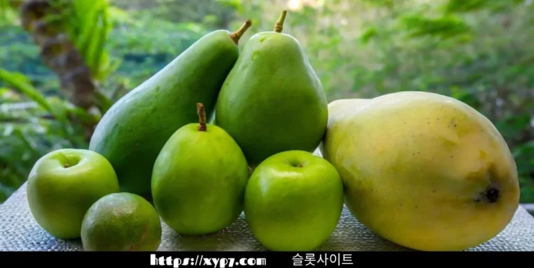 10 Green Fruits To Eat Everyday