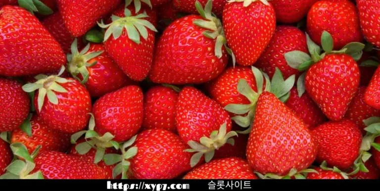 10 Ways to Enjoy Strawberries