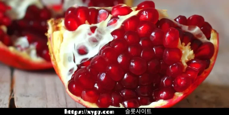 Healthy Ways To Serve Pomegranates