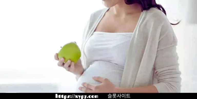 Best Fruits To Eat During Pregnancy