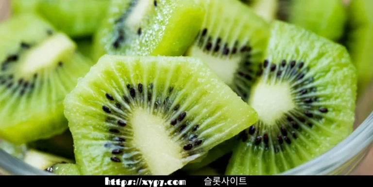 10 Health Benefits of Kiwi